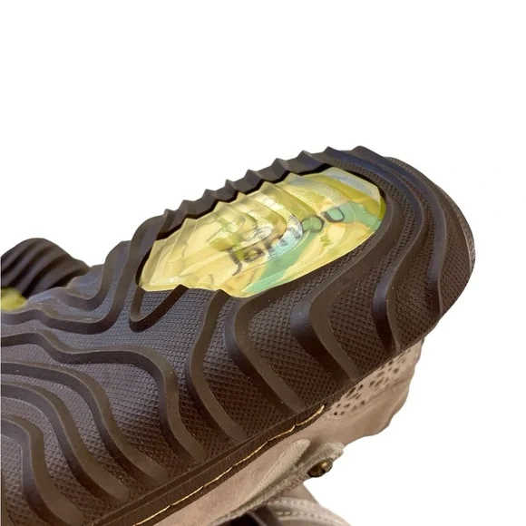 Jambu: Creek, sandals, Mary Jane, tan and gold tone, new with tags. - Picture 5 of 9